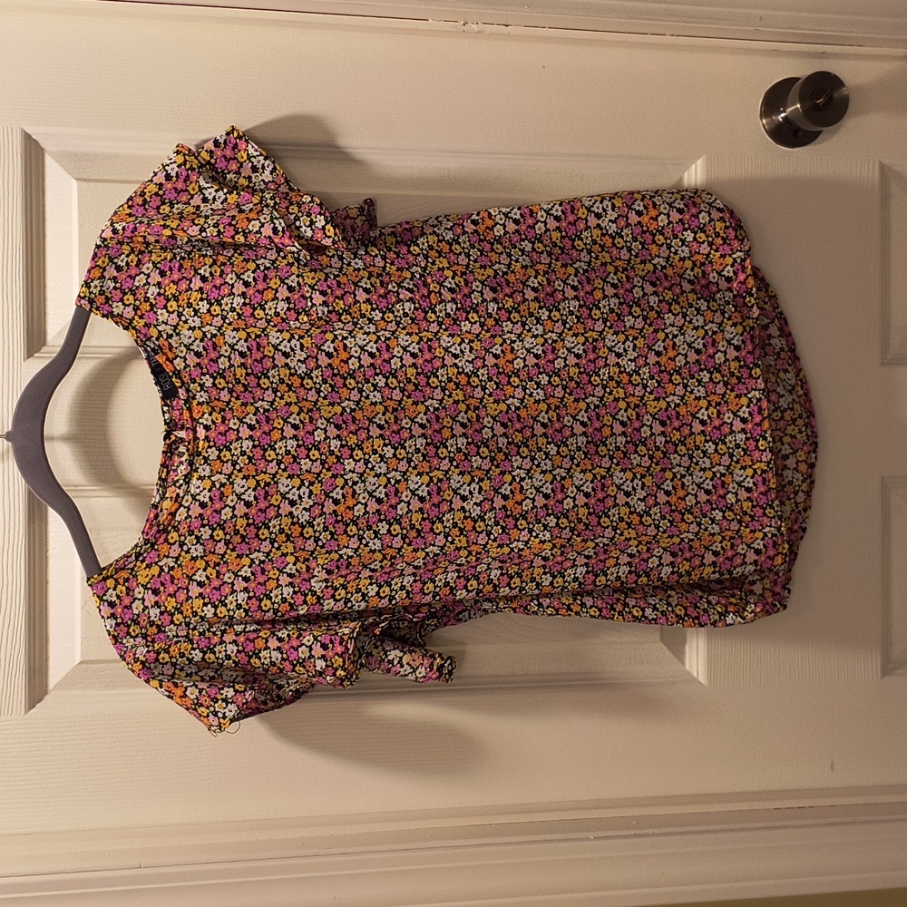 Rose and Thyme Butterfly Sleeve Top